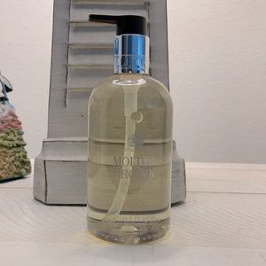 New 10 oz Molton Brown Orange & Bergamot Soap